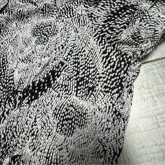 VTG 90s The Limited Black White Dot Floral Puff Cap Short Sleeve Button Shirt L - Picture 14 of 15